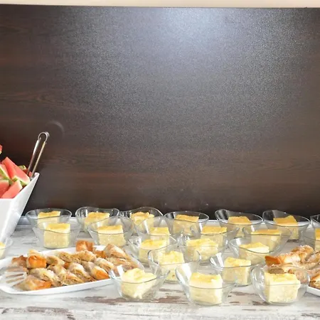 Belleville Hotell 3*